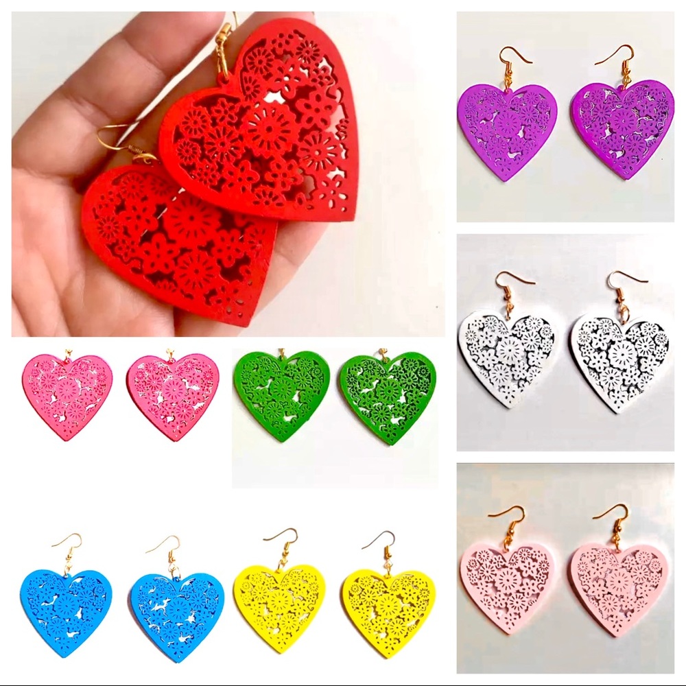 wooden filigree heart earrings - Picture 2 of 2